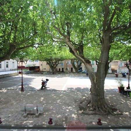 "La Place Du Village" Bédoin Exterior photo